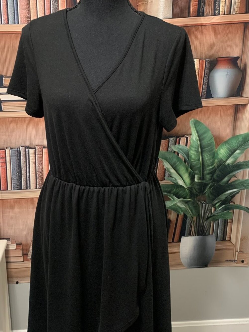 Little Black Short Sleeve Dress size L